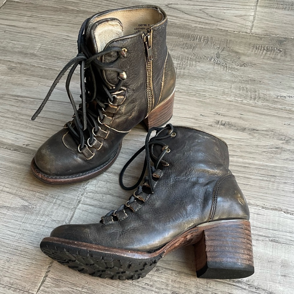 Freebird Rare Devin Boots Leather Lace Up Side Zipper Closure Black/Brown SZ 7 - Picture 9 of 16